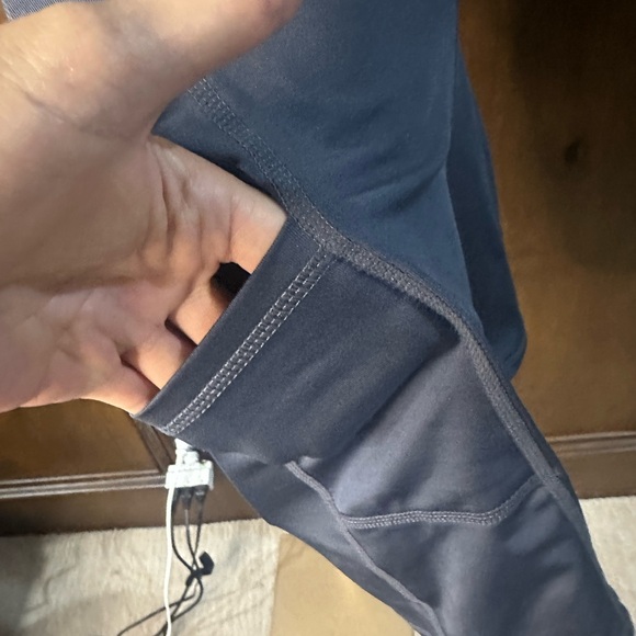 SIZE XL lululemon athletica Dark Gray Bike Shorts - Picture 3 of 6